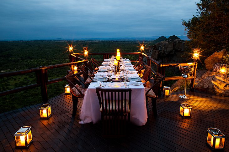 Ulusaba terrace dining