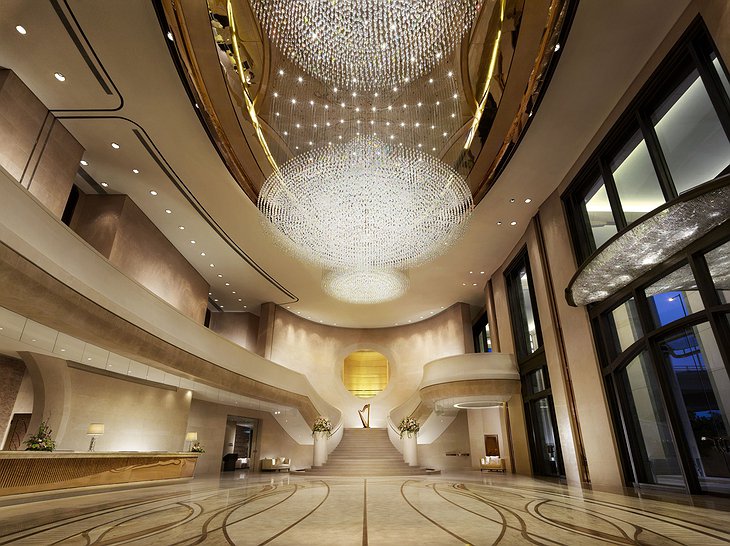 Harbour Grand Hong Kong lobby