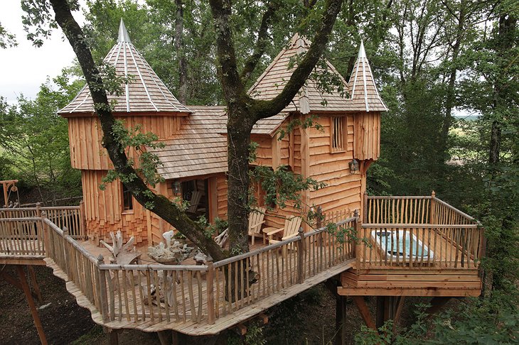 Chateaux Dans les Arbres