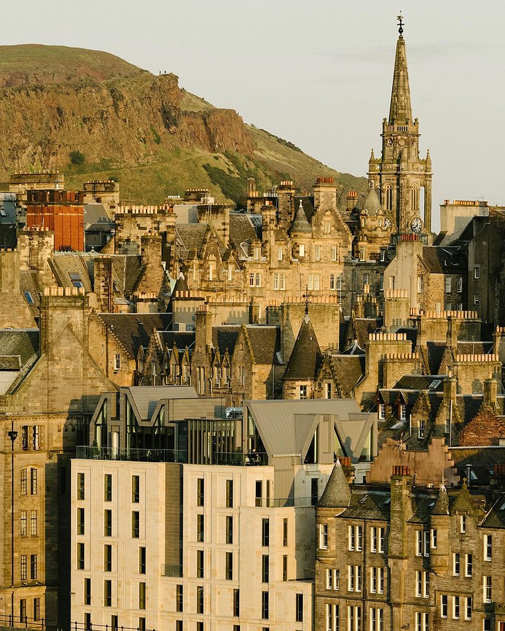 Market Street Hotel & Edinburgh Old Town