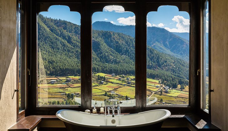 Gangtey Lodge Bathtub View On The Valley