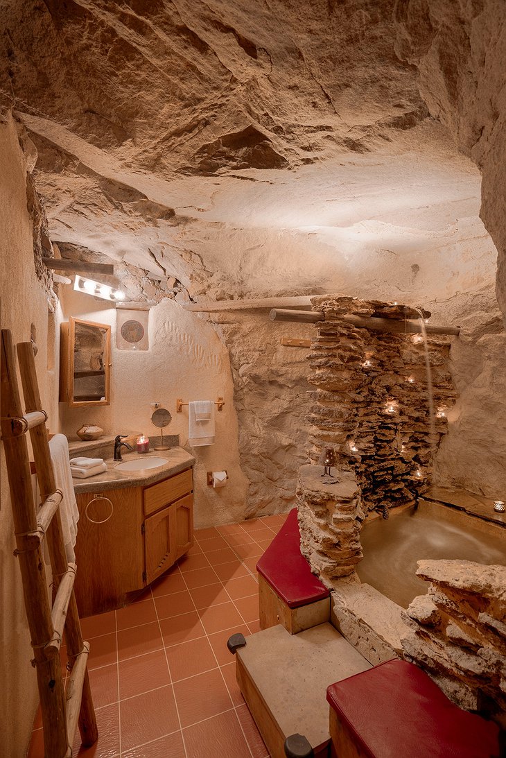 Kokopelli's Cave Hotel Stone Carved Bathroom