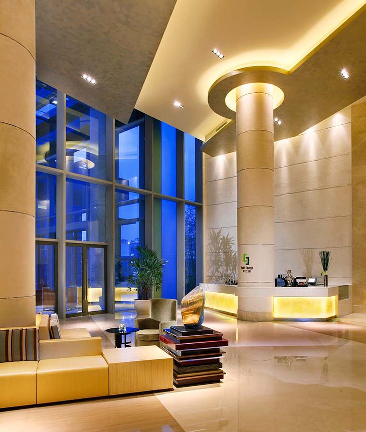 Holiday Inn Shanghai Pudong Kangqiao check-in