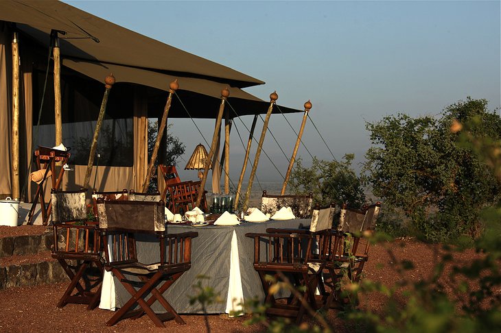 Shu'mata Camp dining in the nature