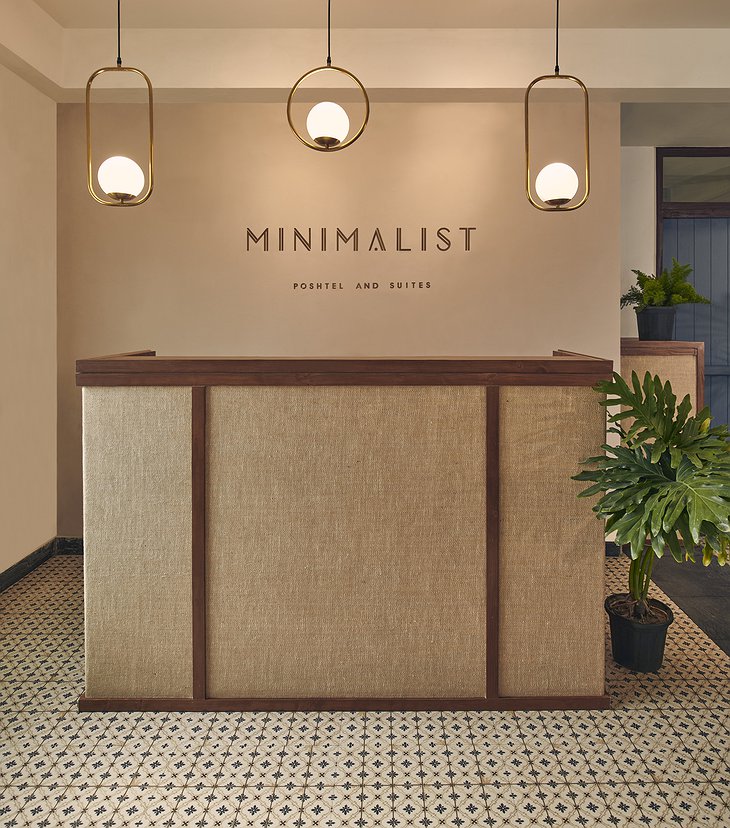 Minimalist Poshtel & Suites Reception