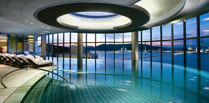 Altira Hotel Macau - Unparalleled Views Of Macau Peninsula