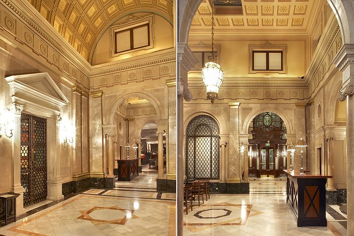 Hotel 1898 Lobby
