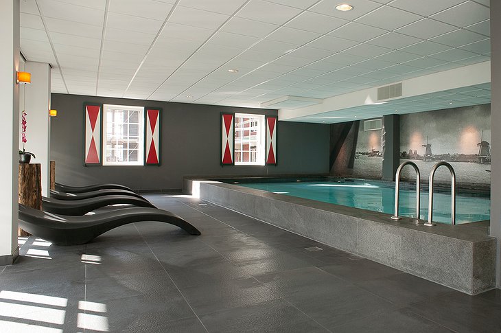 Inntel Hotels Amsterdam Zaandam Indoor Swimming Pool