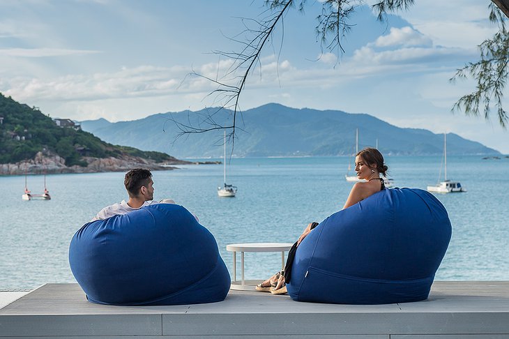 Meliá Koh Samui Resort The Level Lounge Puffs Overlooking The Sea