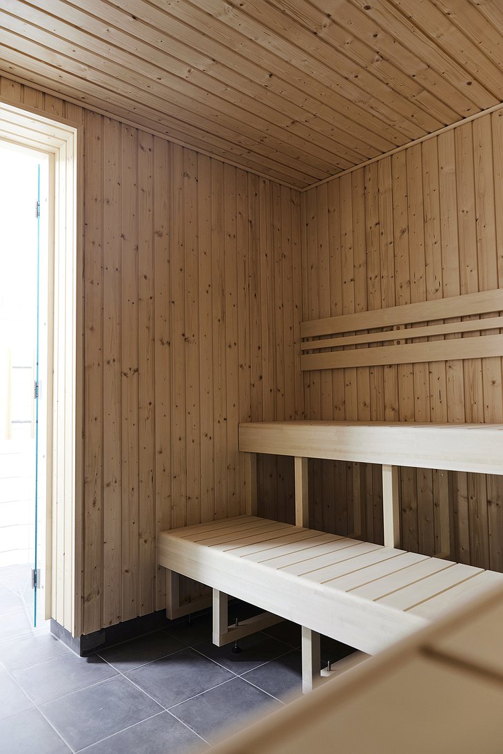 BOOK1 Design Hostel Sauna