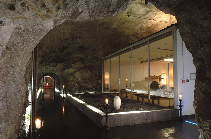 Hotel La Claustra cave interior