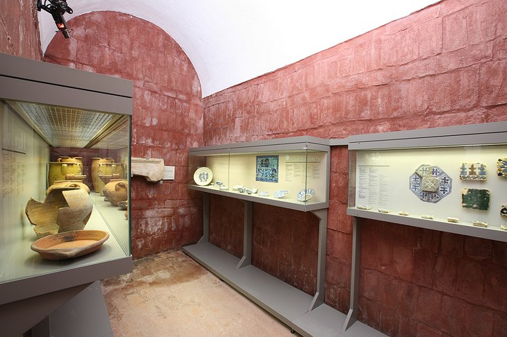 Solar do Castelo museum