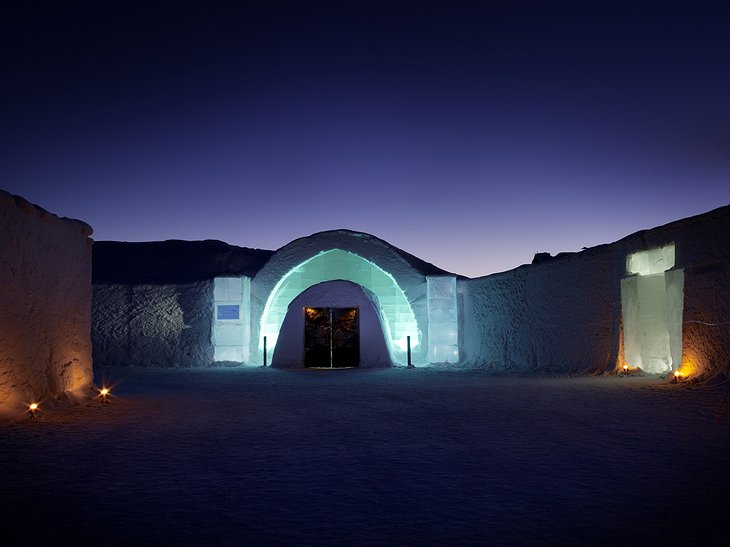 ICEHOTEL Entrance