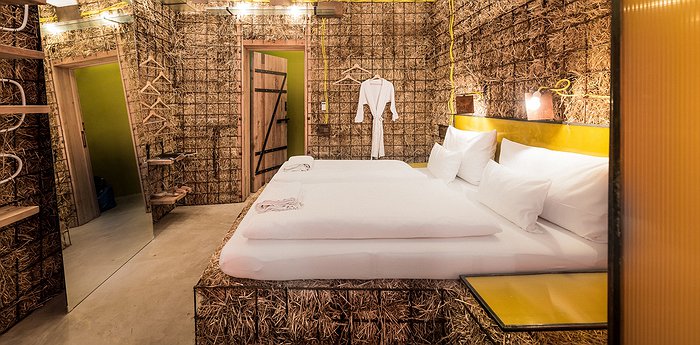 Wiener Gäste Zimmer - Industrial Design & Homemade Mouthfuls In Vienna