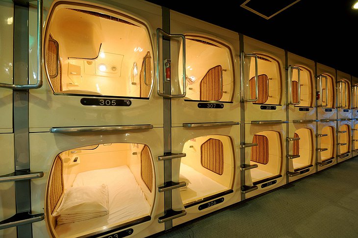 Capsule hotel