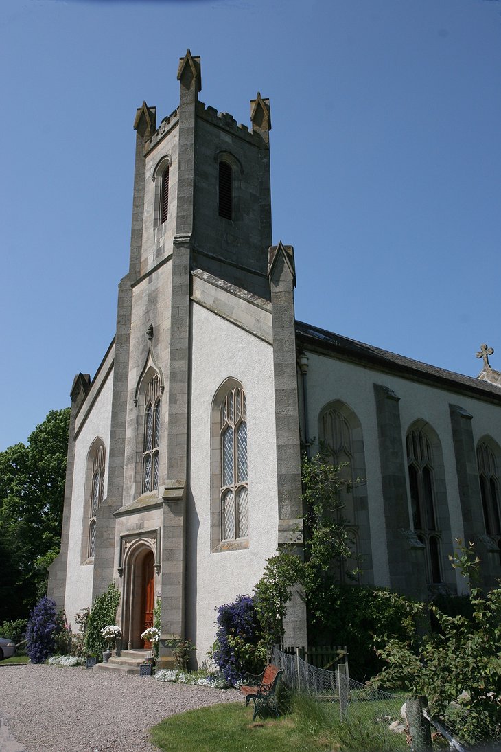 The Old Church of Urquhart side view