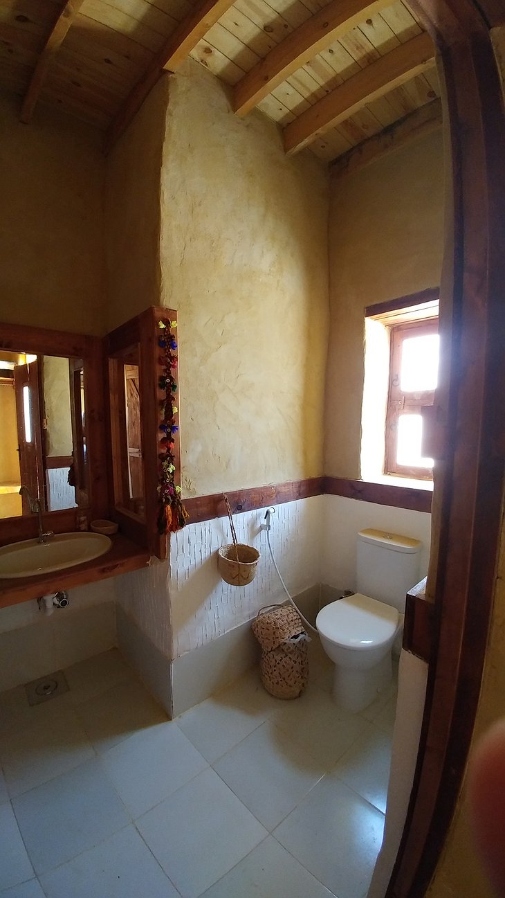Talist Siwa bathroom