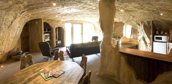 Mira Mira Fantasy Accommodation - Fairytale Cave Hotel