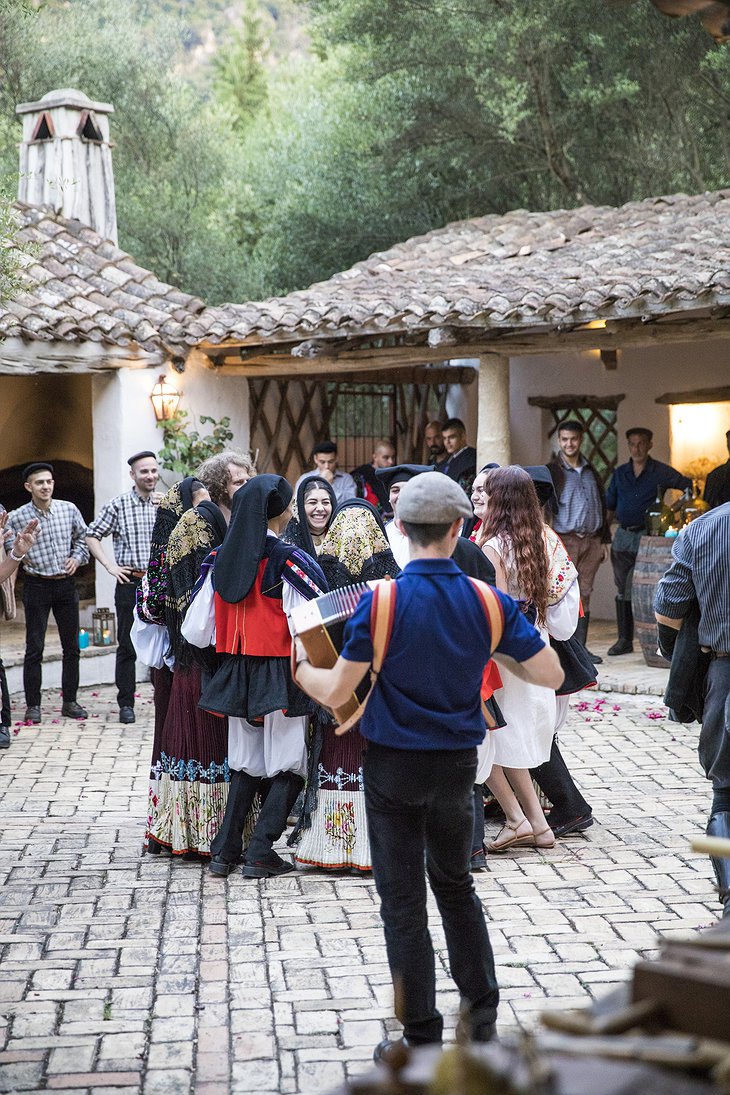 Su Gologone Sardinian Traditional Dance