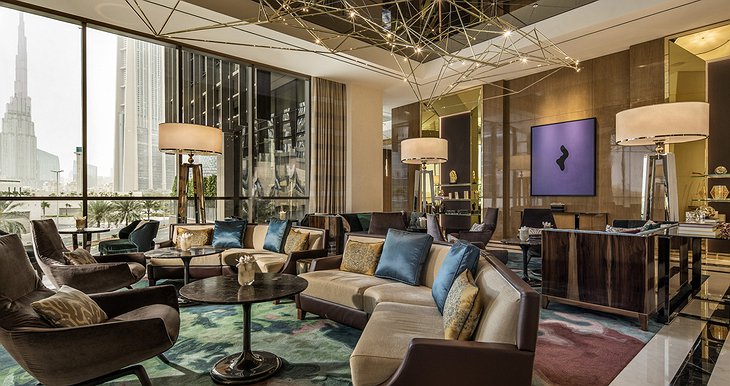 Four Seasons Dubai DIFC lounge