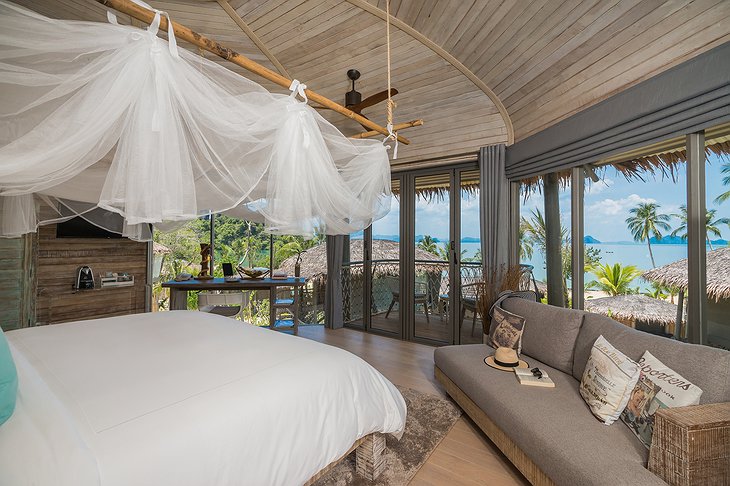 TreeHouse Villa Bedroom Sea View