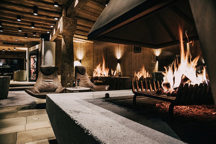 Hotel Klosterbräu Lounge With Fireplace
