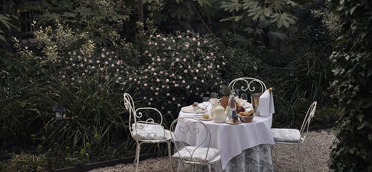 Hotel Particulier Montmartre private garden