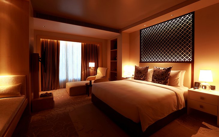 Hotel Park Hyatt Chennai Suite Bedroom