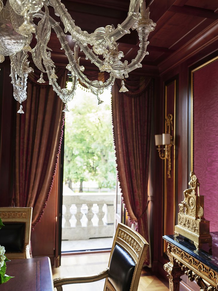 Hotel Principe di Savoia Royal Suite Living Room