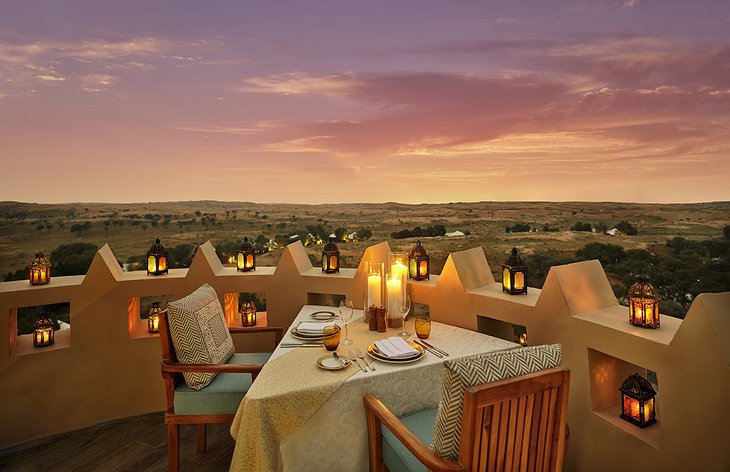 The Ritz-Carlton Ras Al Khaimah, Al Wadi Desert Hotel Al Wadi Tower Rooftop Dining