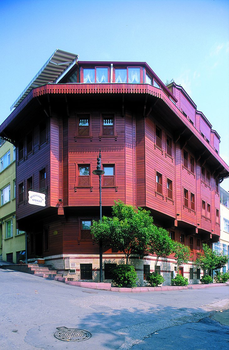 Dersaadet Hotel