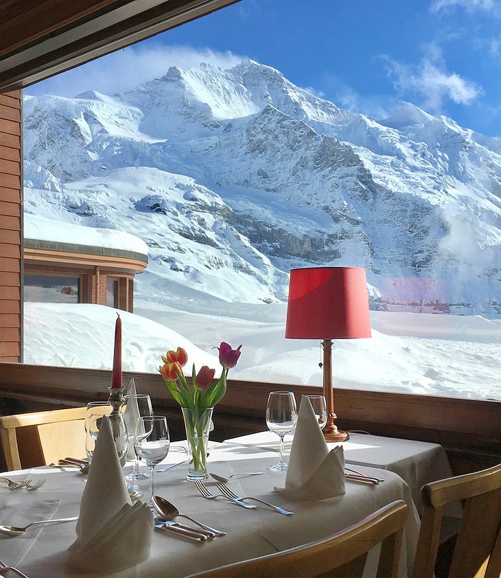 Hotel Bellevue Des Alpes Restaurant Window View