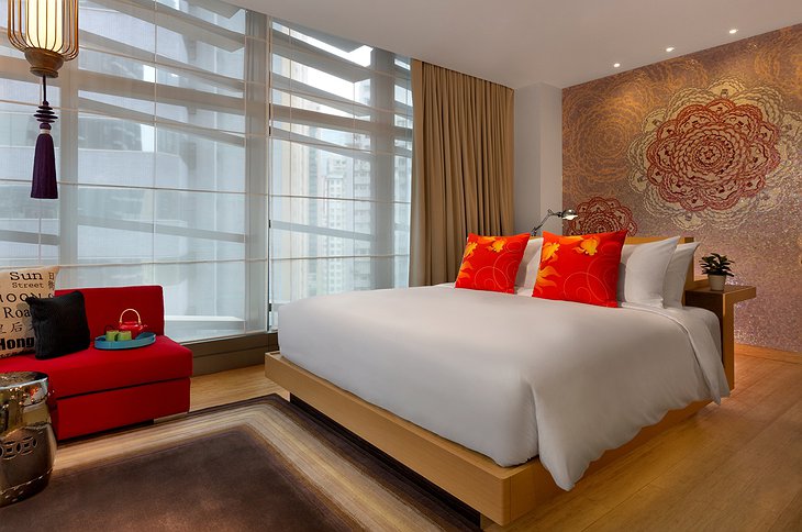 Hotel Indigo Hong Kong deluxe room