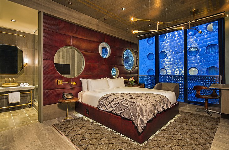 Dream Downtown presidential suite bedroom