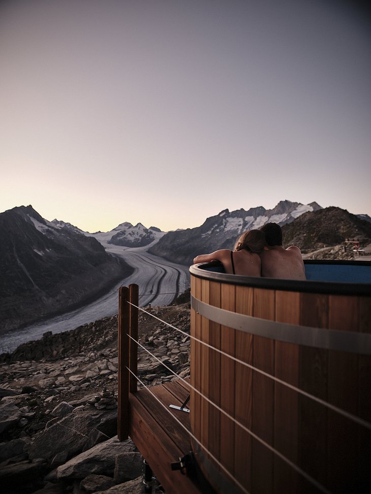 The Cube Aletsch i-POT Swiss-Made Jacuzzi