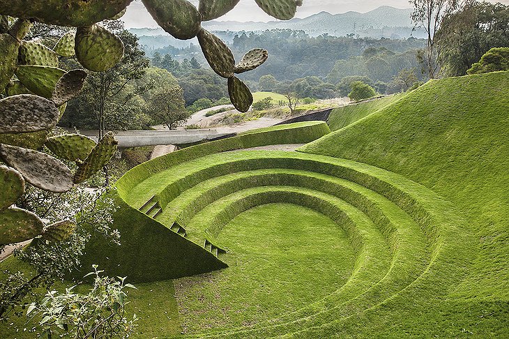 El Nido de Quetzalcóatl Spiral Grass Park