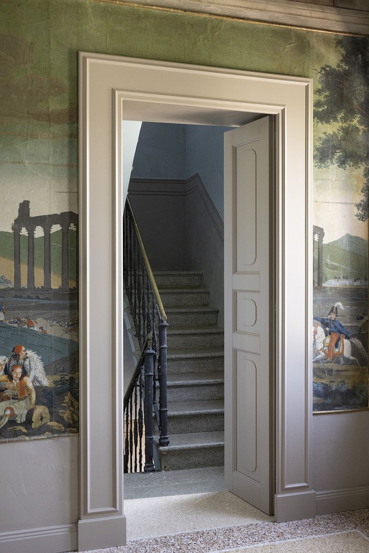 Roncolo1888 Villa Manodori Staircase