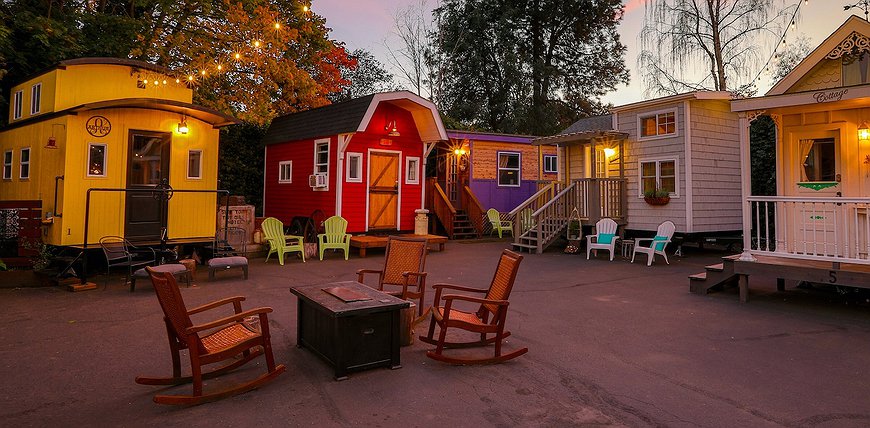 Tiny Digs - Tiny House Hotel