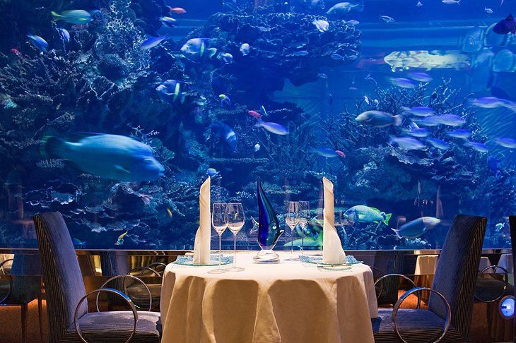 Restaurant with giant aquarium