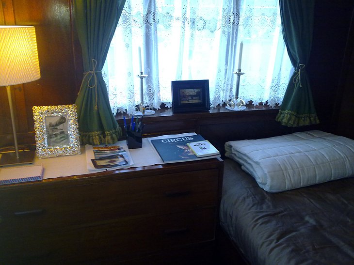 Hotel Raluy bedroom