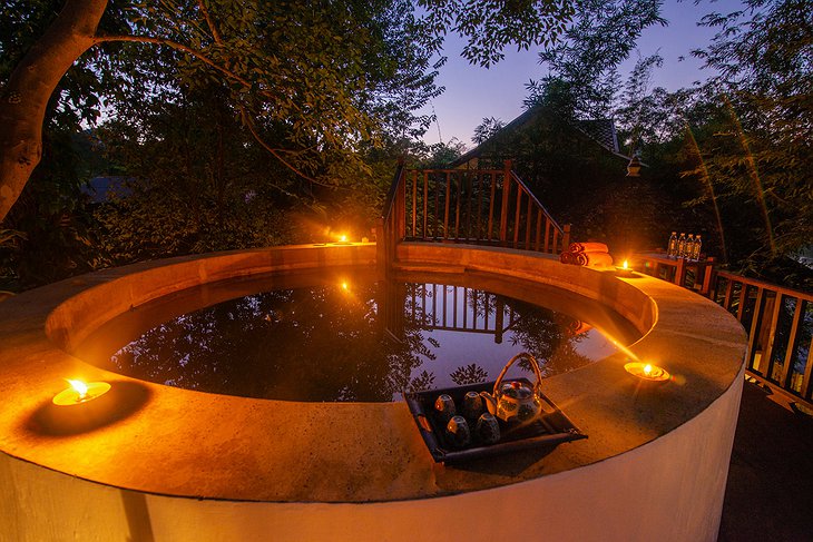 Muang La Lodge Hot Tub At Night