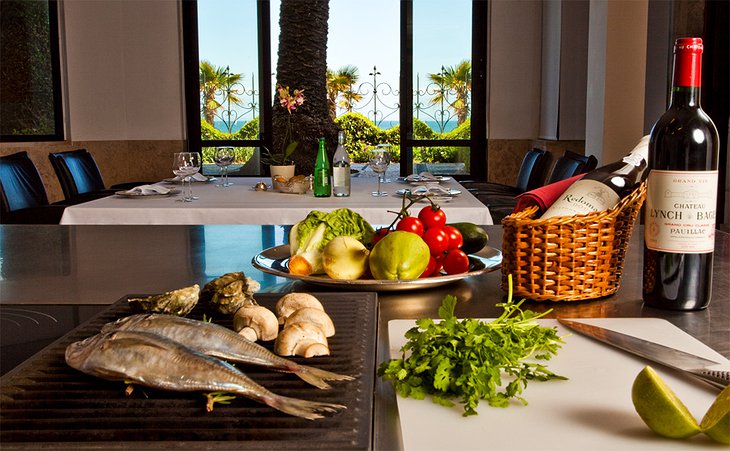 Albatroz Seafront Hotel food on the table