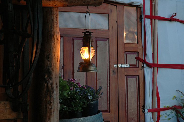 Texel Yurt door