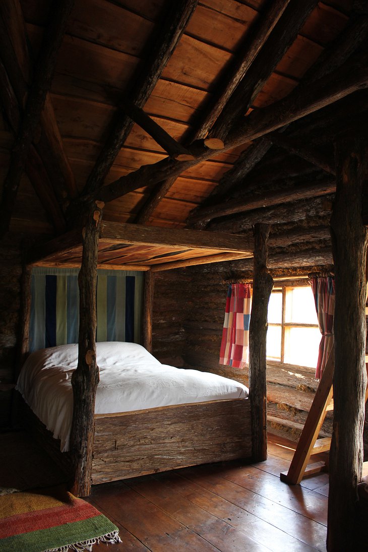 Main cabin bedroom & window