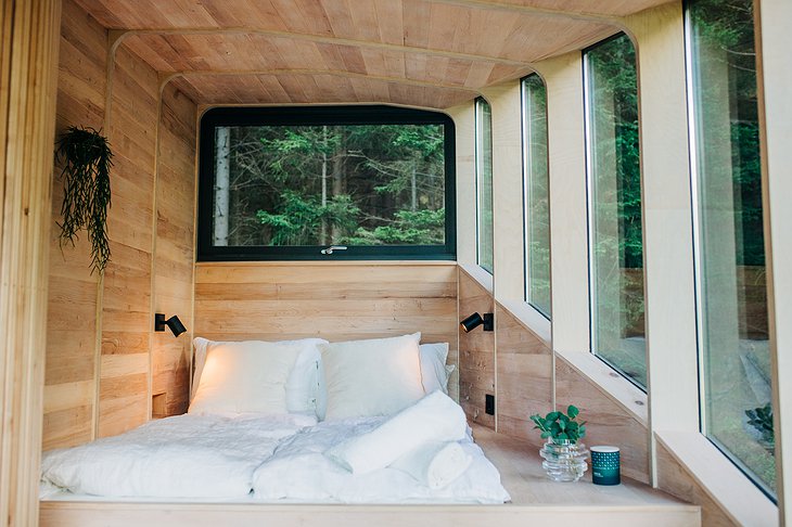 Woodnest Cabin Bedroom
