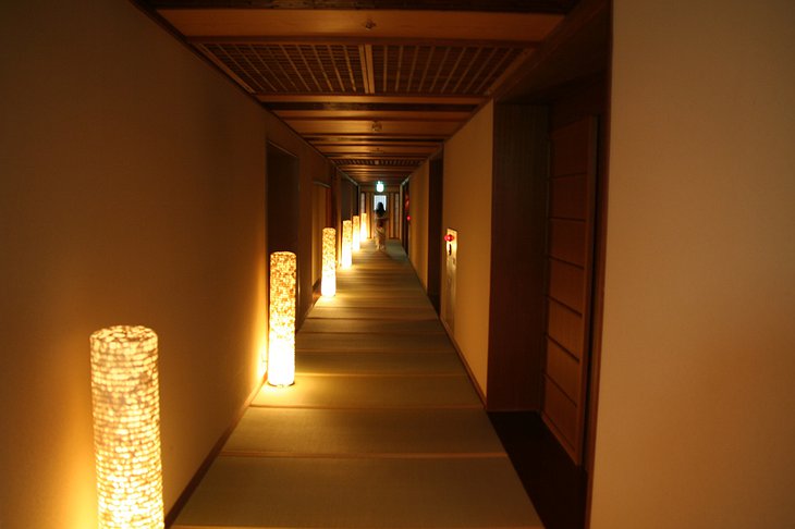 Hakone Ginyu corridor