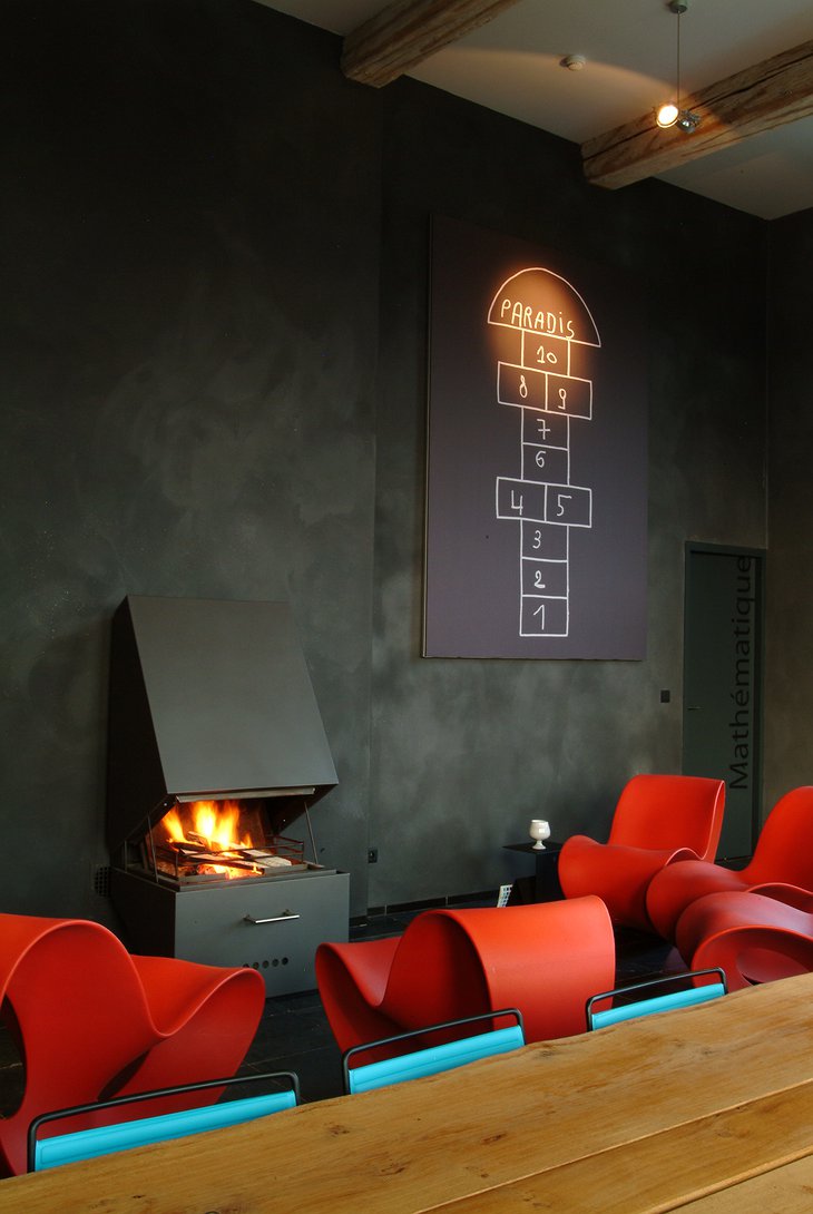 La Classe fireplace