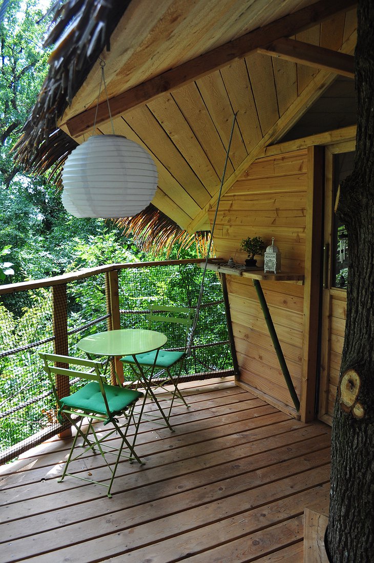 Tree house balcony