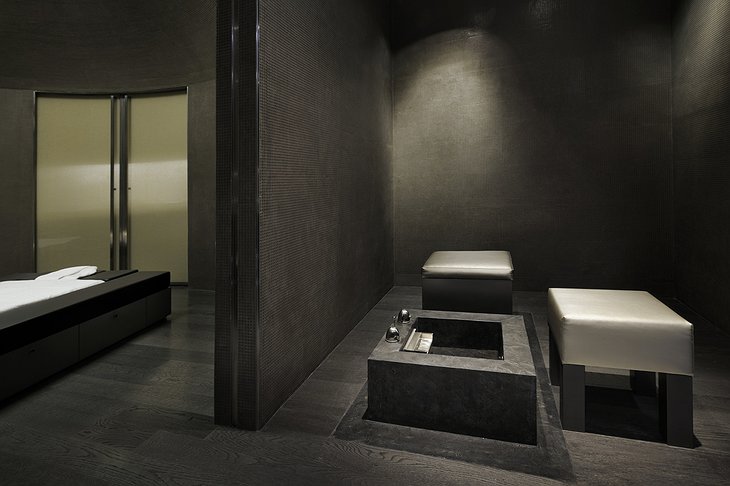 Armani Spa signature