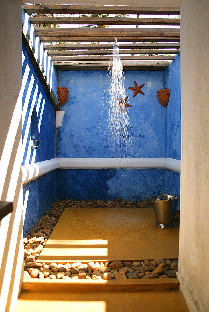 Elsewhere Goa outside shower